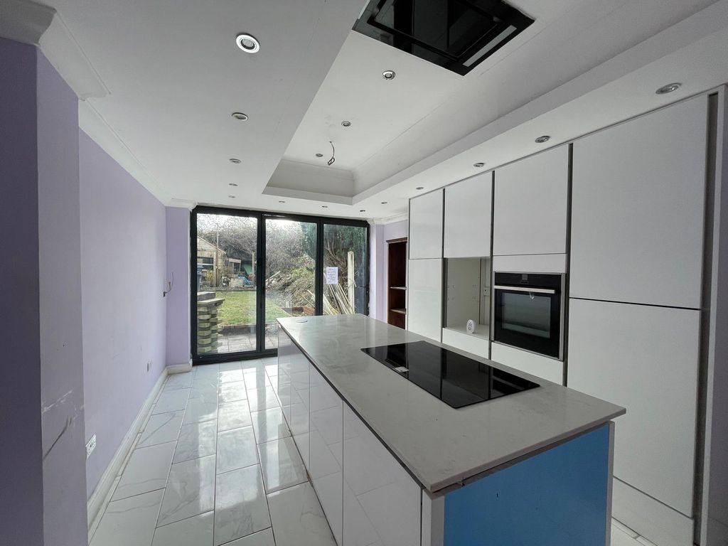 Additional image 2 of 4 bed terraced house for sale225, Lansdowne Road, Cardiff, South Wales CF5