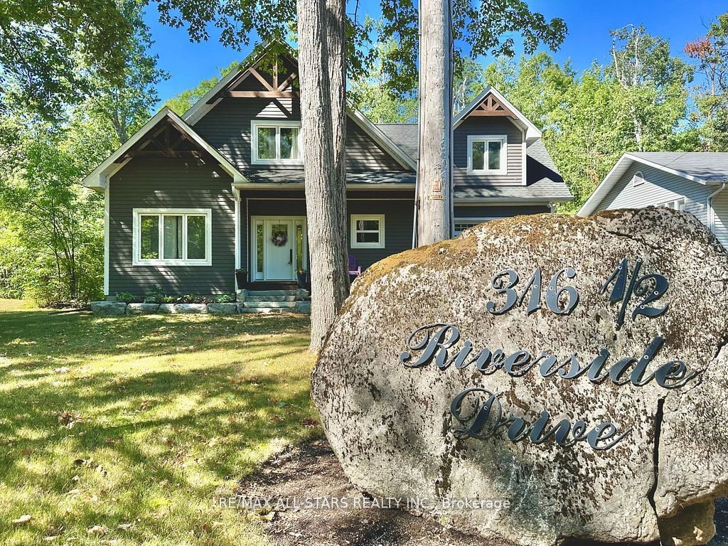 316 1/2 Riverside Drive, Kawartha Lakes, ON, K0M 1A0