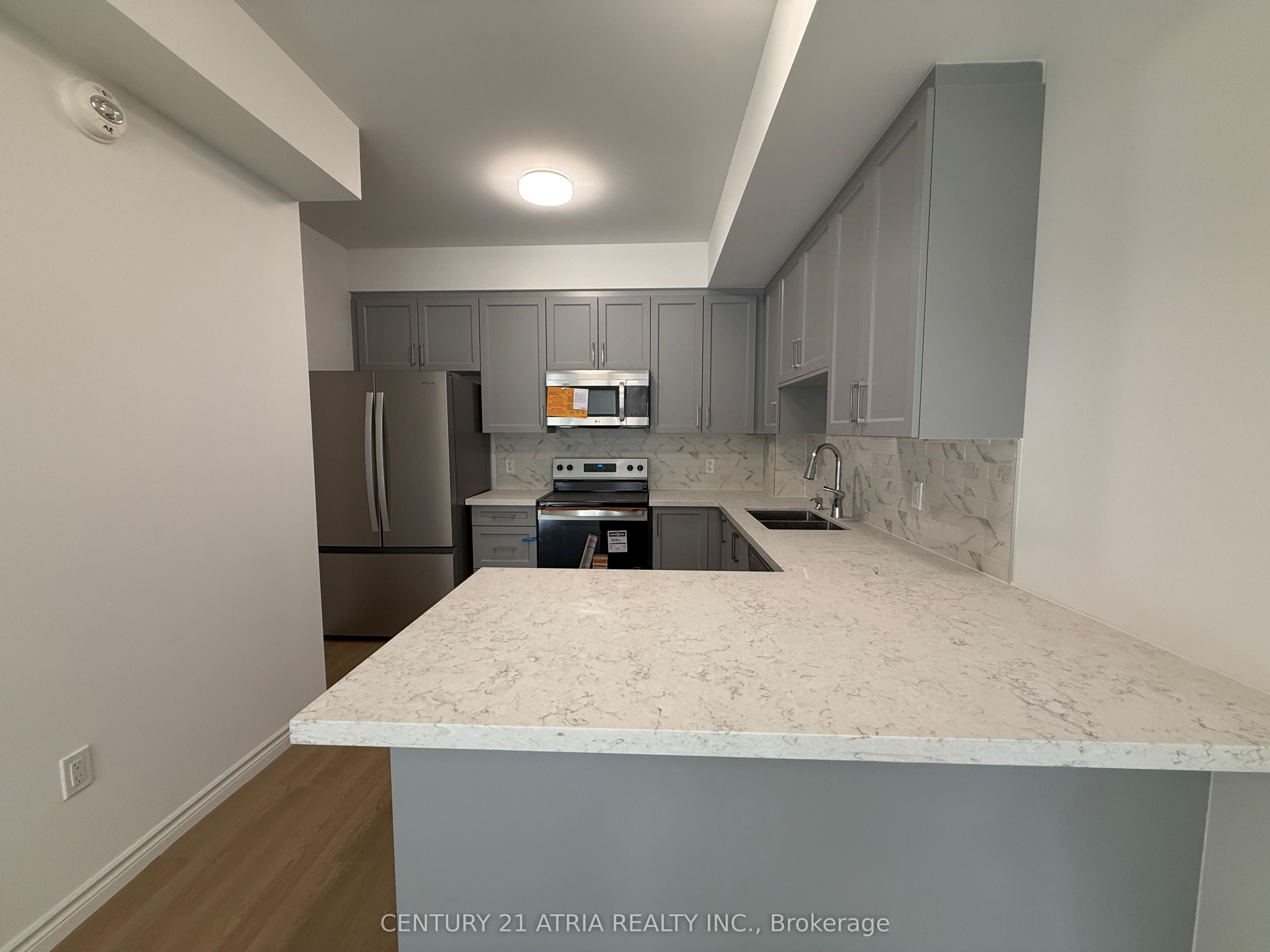 Additional image 5 of 11-2 Slessor Boulevard, Grimsby, ON, L3M 3T2
