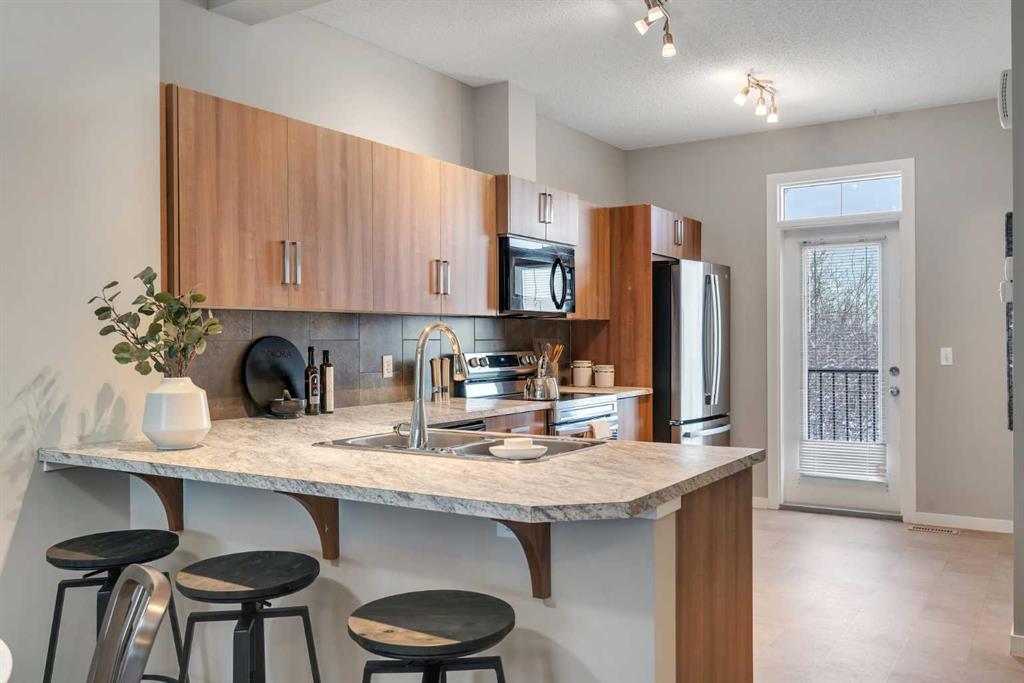 Additional image 2 of 34 New Brighton Point SE, Calgary, AB, T2Z 1B6