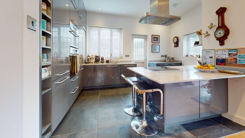 Additional image 5 of 3 bed detached bungalow for saleCrystal Avenue, Cardiff CF23