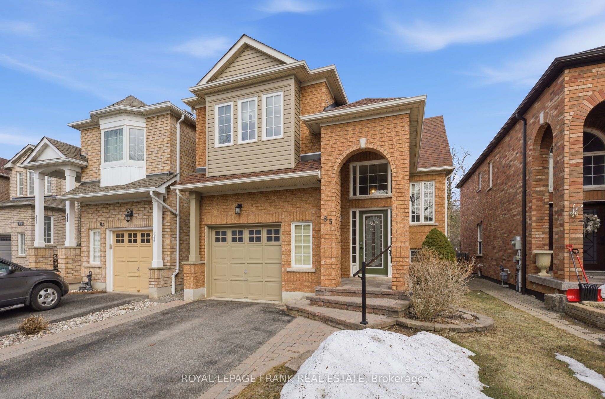 Additional image 2 of 85 Gateway Court E, Whitby, ON, L1R 3M8