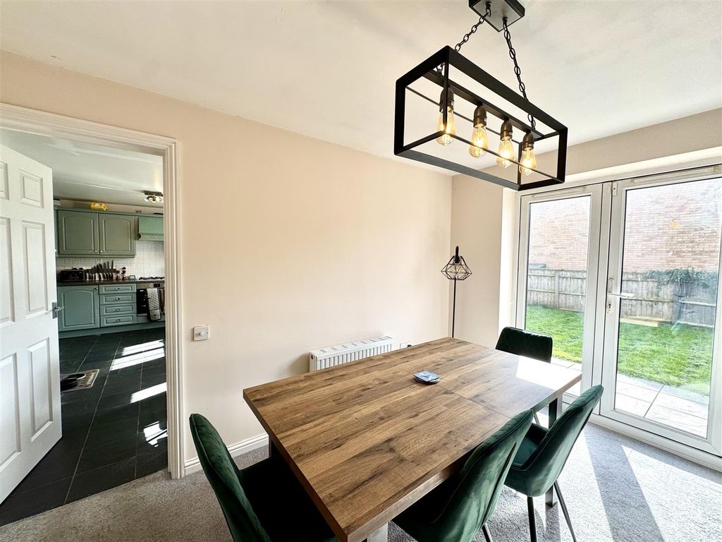 Additional image 6 of 4 bed detached house for saleWoodpecker Close, Rogiet, Caldicot NP26