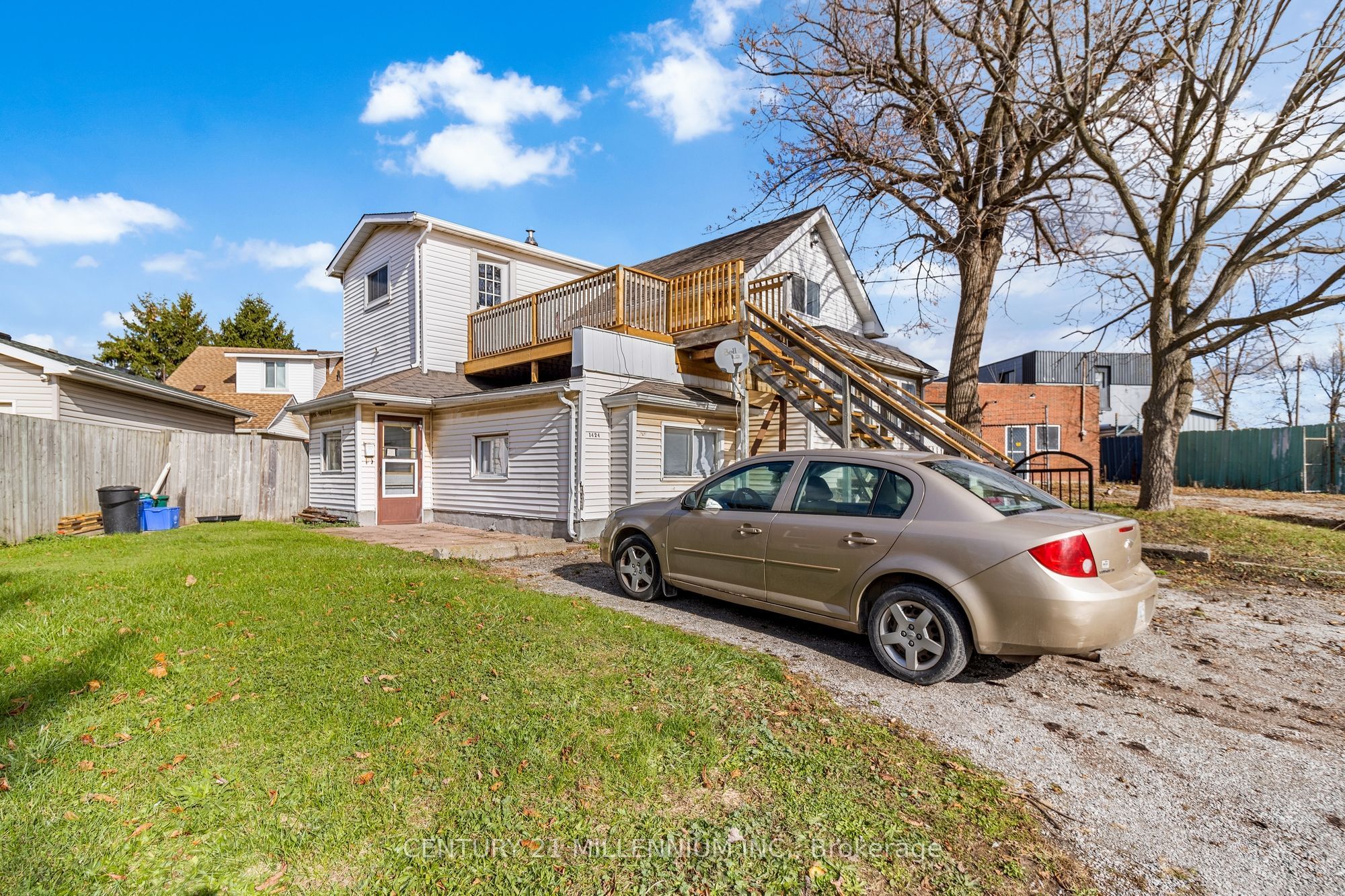 Upper-1424 Beaverdams Road, Thorold, ON, L2V 3Y1