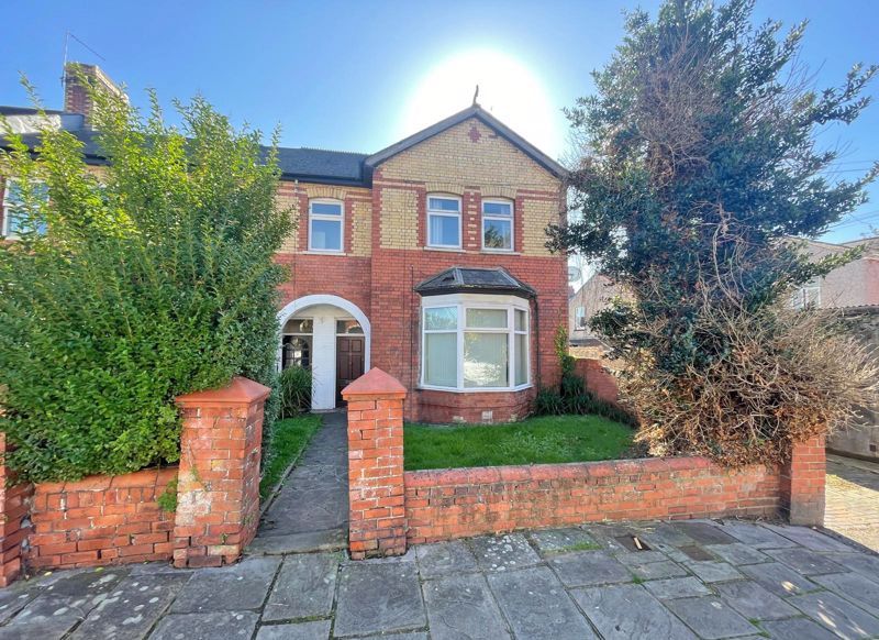 2 bed flat for saleSpacious Apartment, Preston Avenue, Newport NP20