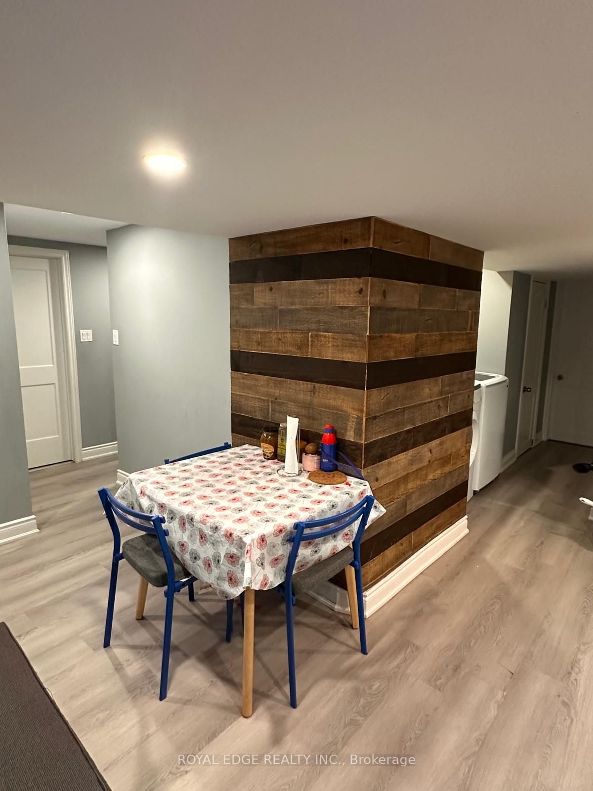 Additional image 6 of Basement-293 Kingsbridge Garden Circle, Mississauga, ON, L5R 1L2