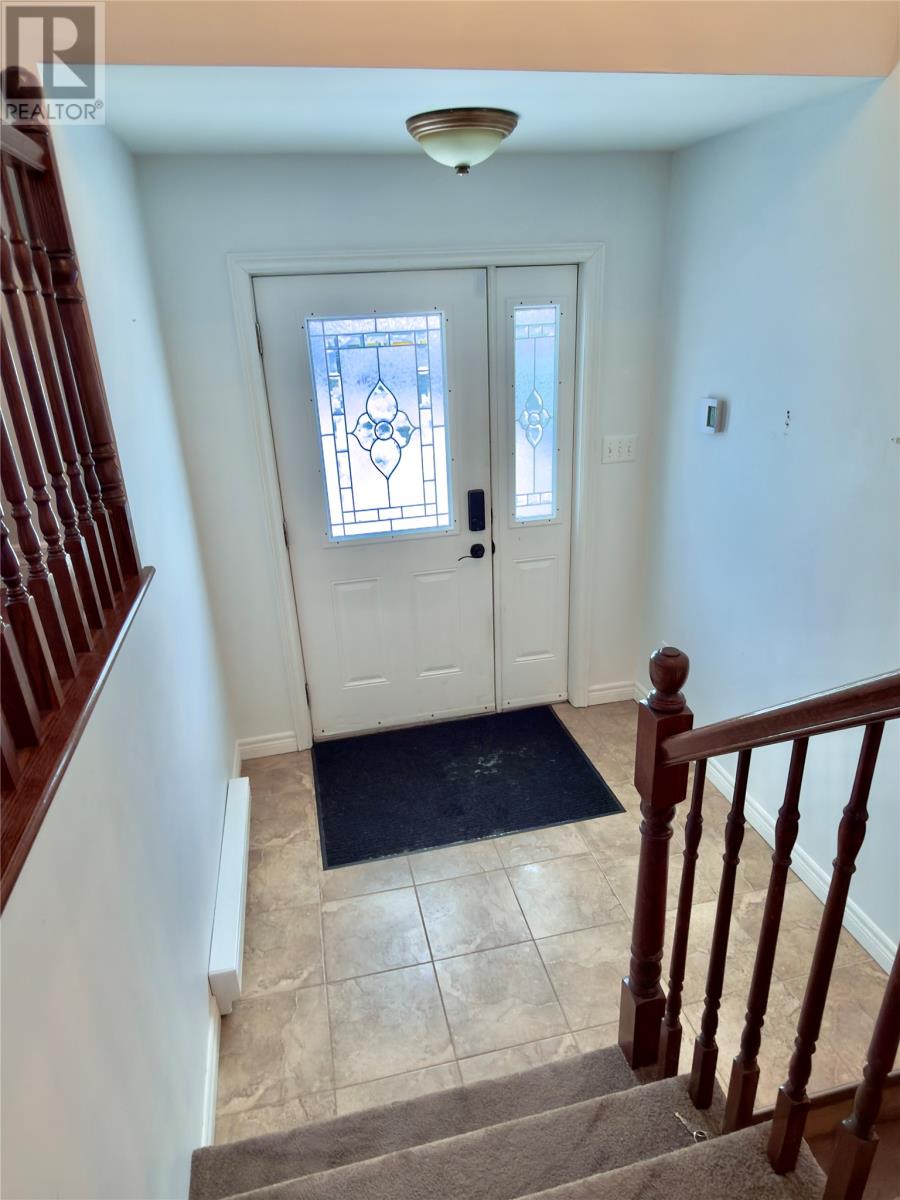 36 Hopedale Crescent, St. John's, NL, A1B0B4 photo 5