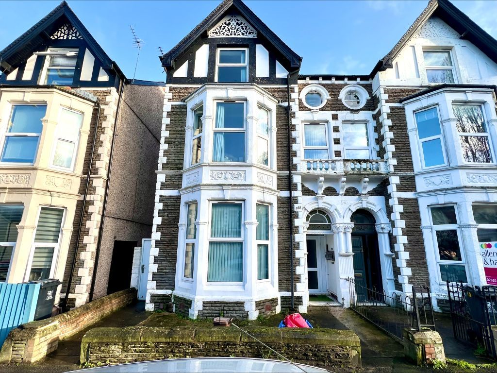 2 bed flat for saleConnaught Road, Roath, Cardiff CF24