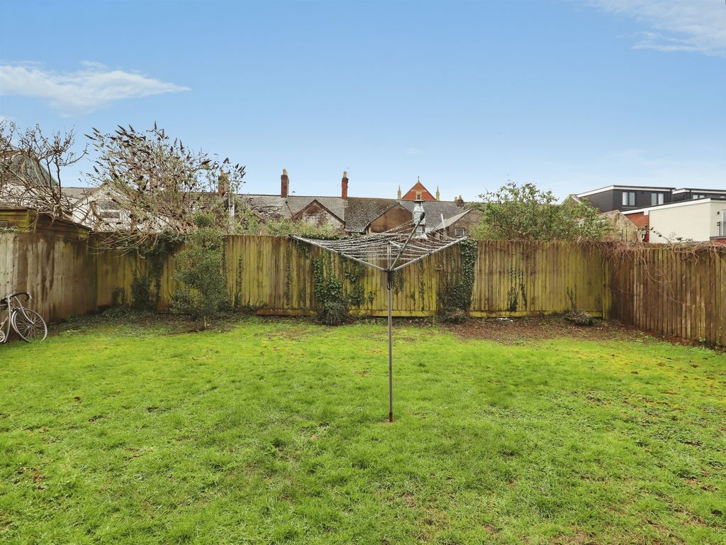 Additional image 9 of 2 bed flat for saleLoftus Street, Cardiff CF5