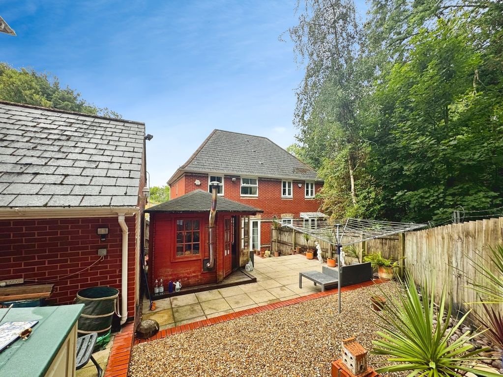 Additional image 16 of 3 bed semi-detached house for saleStow Park Drive, Newport NP20