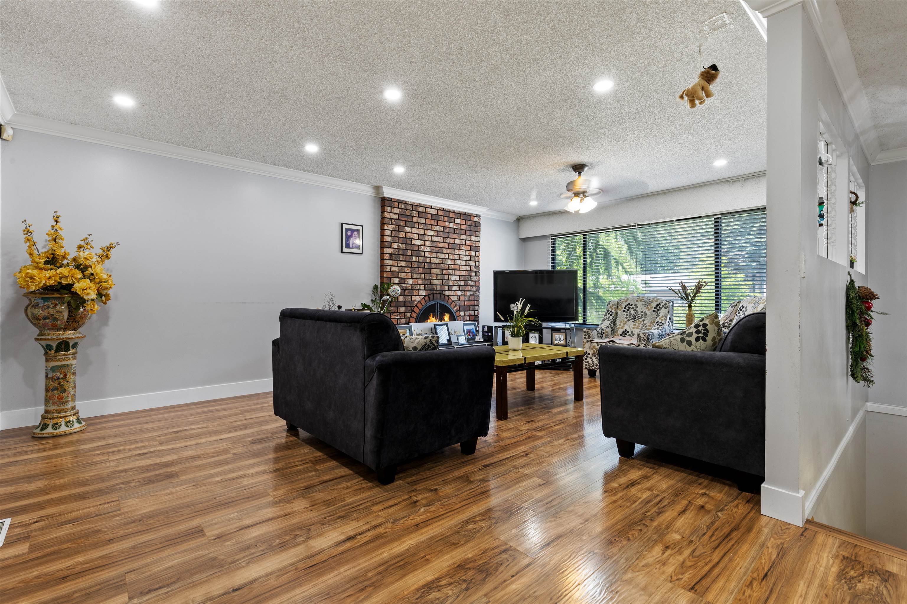 Additional image 4 of 8864 Ursus Crescent, Surrey, BC, V3V 6L4