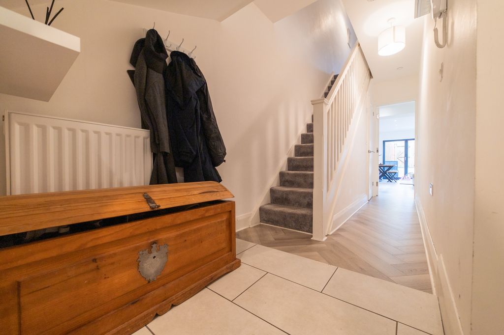 Additional image 16 of 2 bed flat for saleLlantrisant Street, Cathays CF24