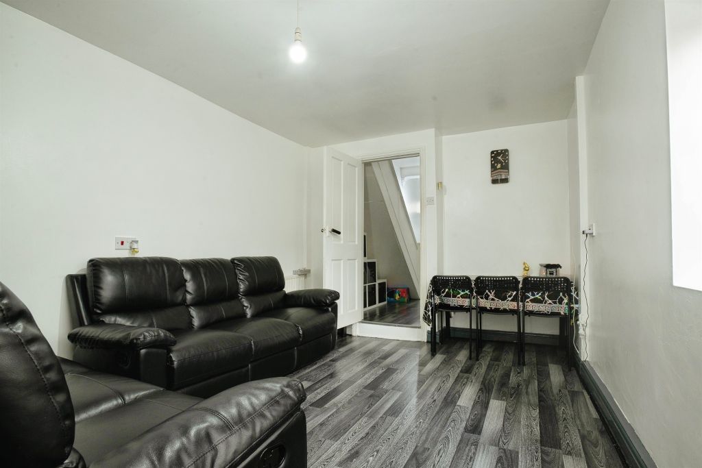 Additional image 5 of 3 bed terraced house for saleAlbert Street, Cardiff CF11