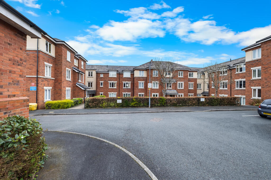 Stratford Gardens, Bromsgrove B60 1EU