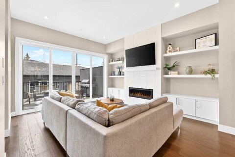 Additional image 8 of 3736 44 Street SW, Calgary, AB, T3E 3S2