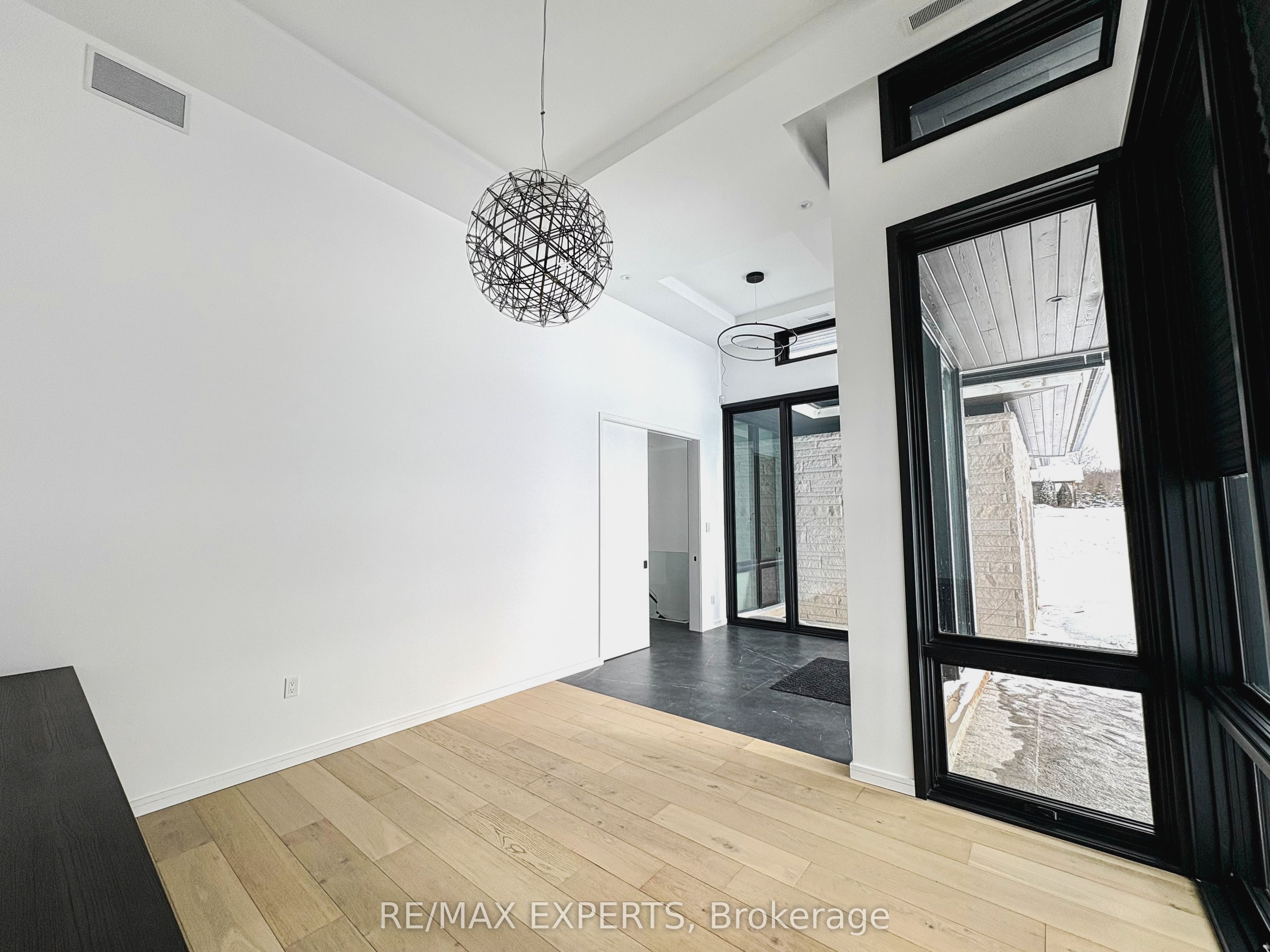 Additional image 3 of 130 Dale Crescent, Bradford West Gwillimbury, ON, L0L 1L0