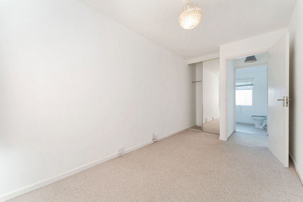 Additional image 17 of 4 bed semi-detached house for saleLong Reach Road, Cambridge, Cambridgeshire CB4