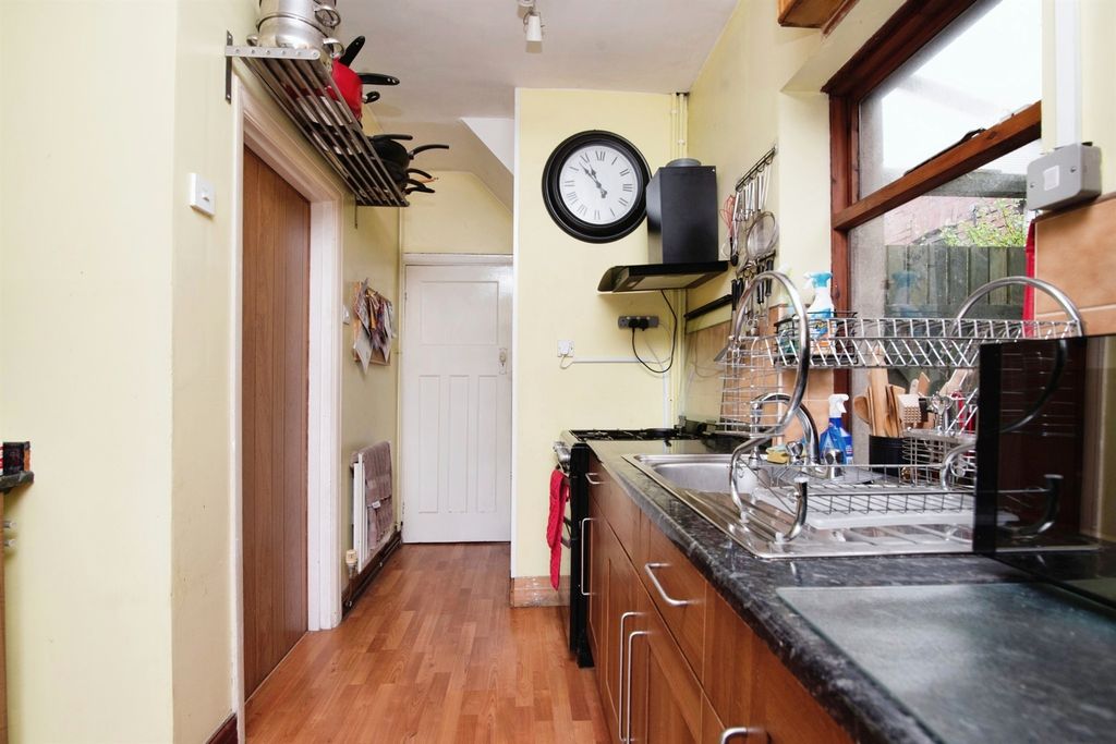 Additional image 6 of 3 bed semi-detached house for saleWentloog Road, Rumney, Cardiff CF3