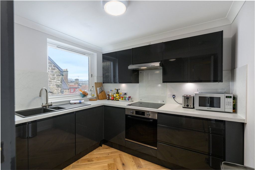 Additional image 5 of 2 bed flat for saleChurch Street, St. Andrews, Fife KY16