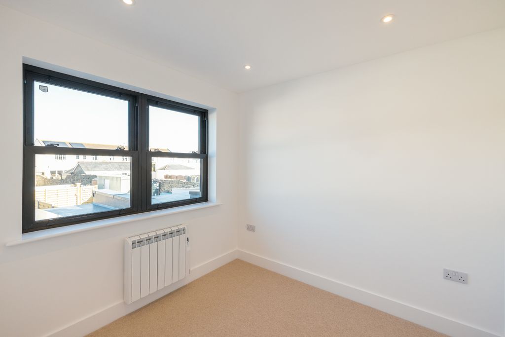 Additional image 16 of 3 bed terraced house for saleVale Road, St. Sampson, Guernsey GY2
