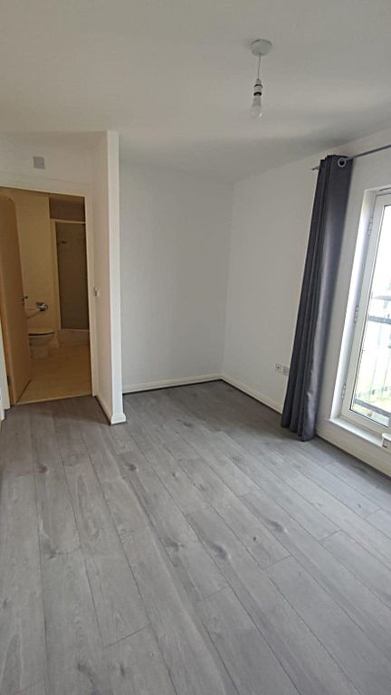 Additional image 7 of 2 bed flat for saleMagretian Place, Cardiff CF10