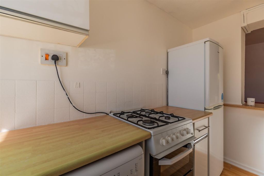 Additional image 5 of 1 bed property for saleAshdene Close, Fairwater, Cardiff CF5