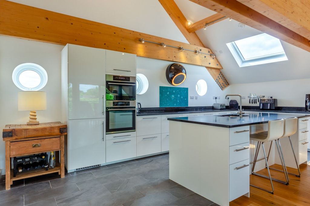 Additional image 3 of 3 bed detached house for saleVinegar Hill, Undy NP26