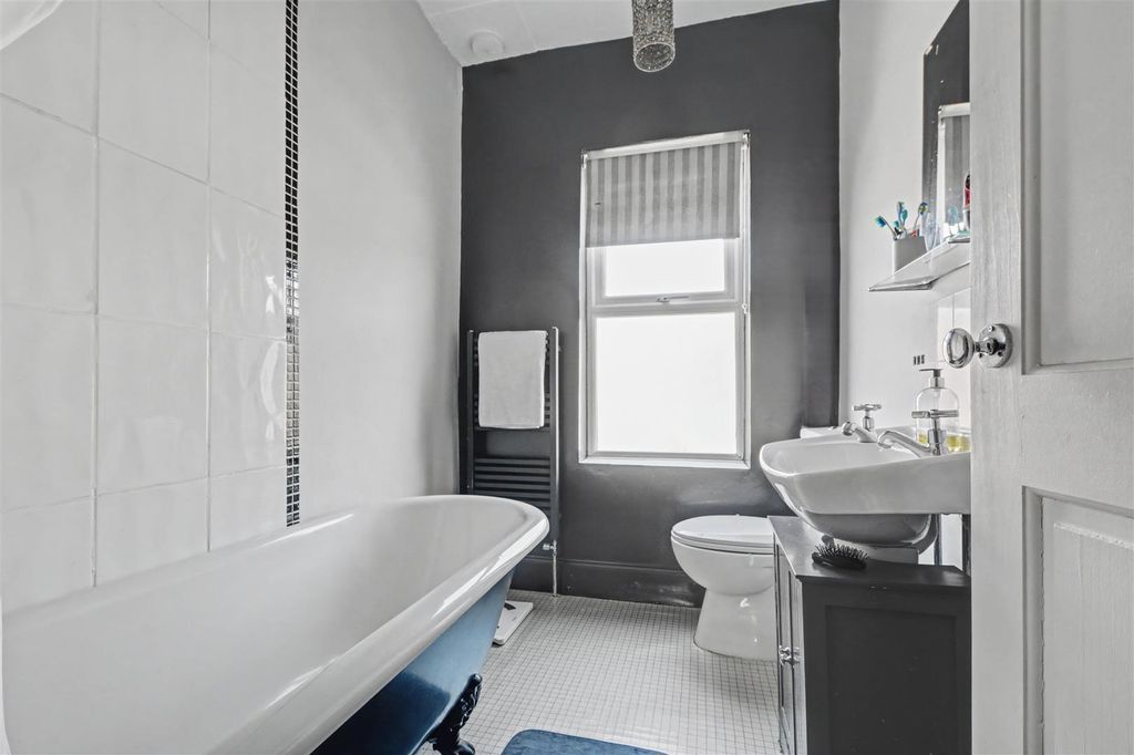 Additional image 11 of 3 bed semi-detached house for saleHorace Avenue, Stapleford, Nottingham NG9
