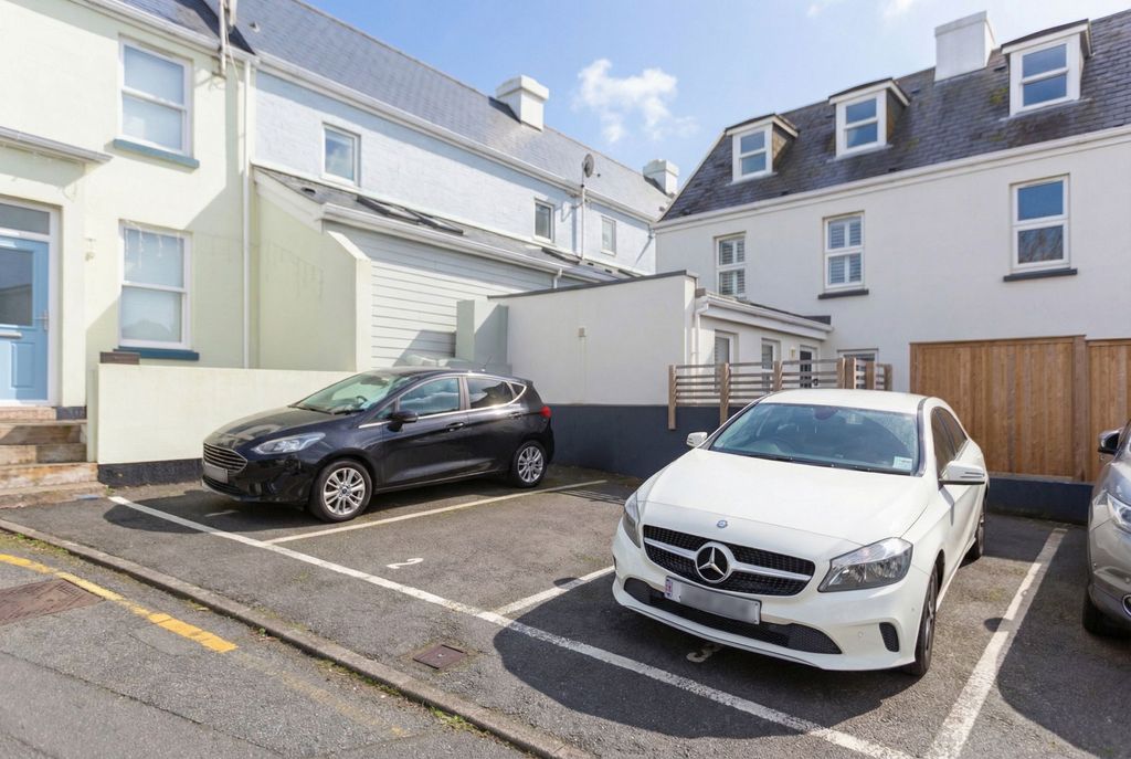 Additional image 26 of 2 bed property for sale2 Brooklyn Mews, St Helier JE2