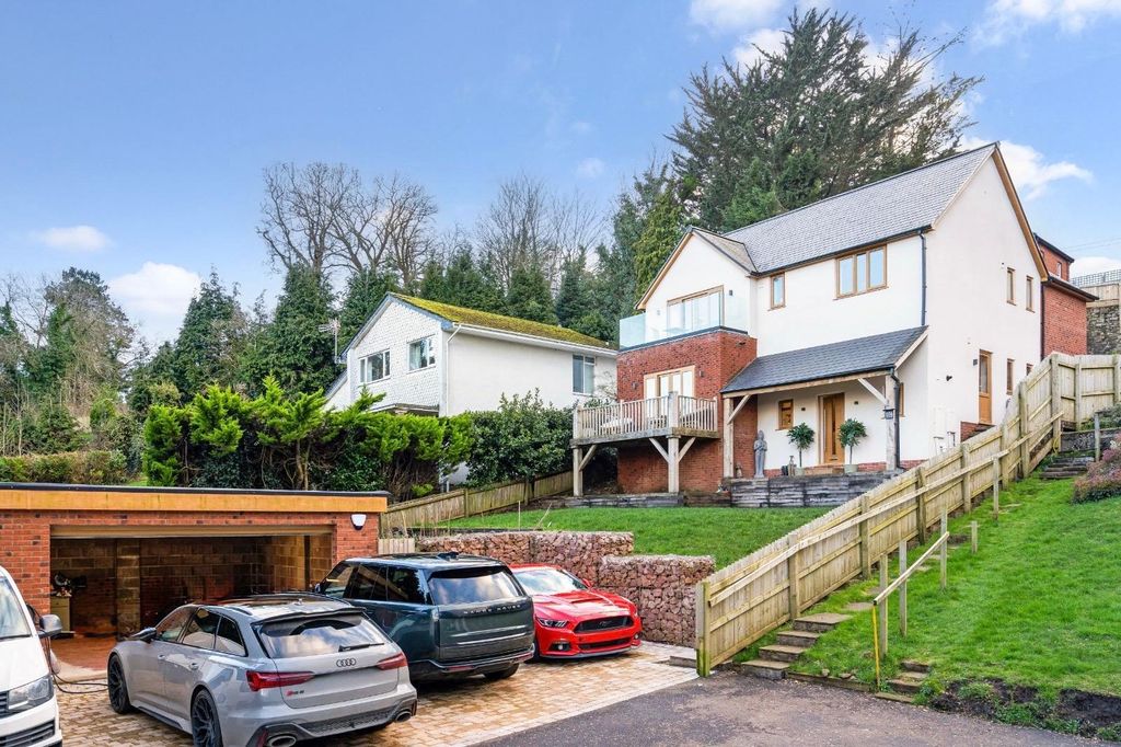 4 bed detached house for saleHardwick Avenue, Chepstow, Monmouthshire NP16