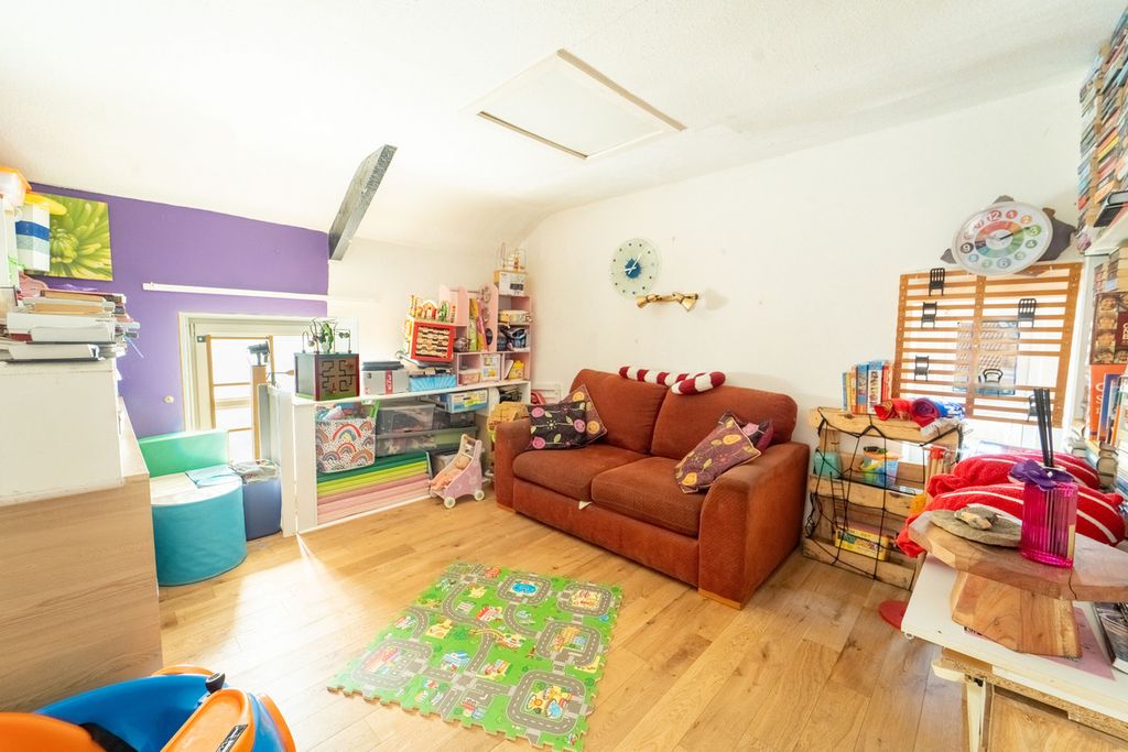 Additional image 12 of 5 bed detached house for saleSt. Johns Crescent, Newport NP10