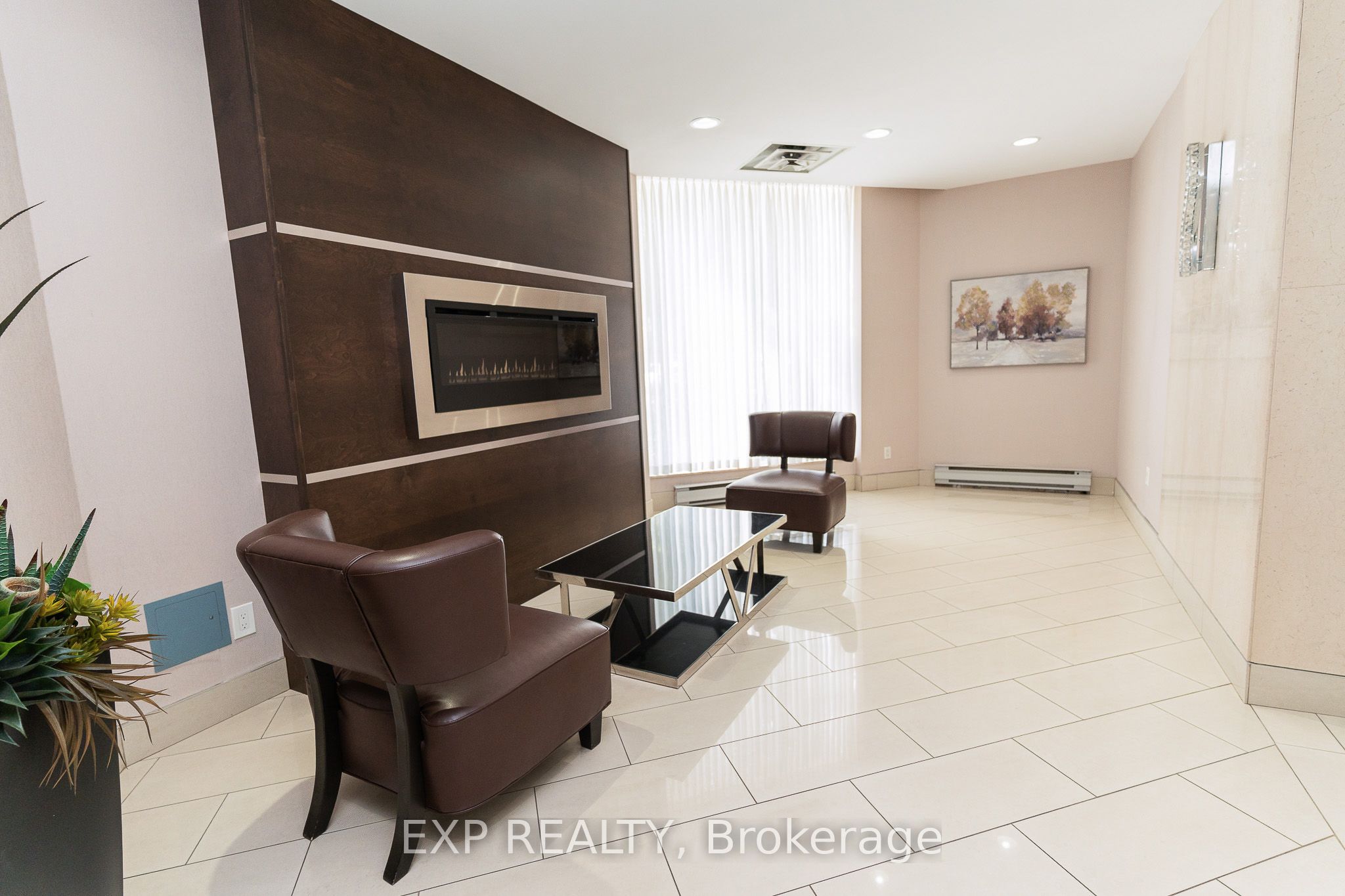 Additional image 6 of PH 8-1500 Grazia Court, Mississauga, ON, L4W 4Z9
