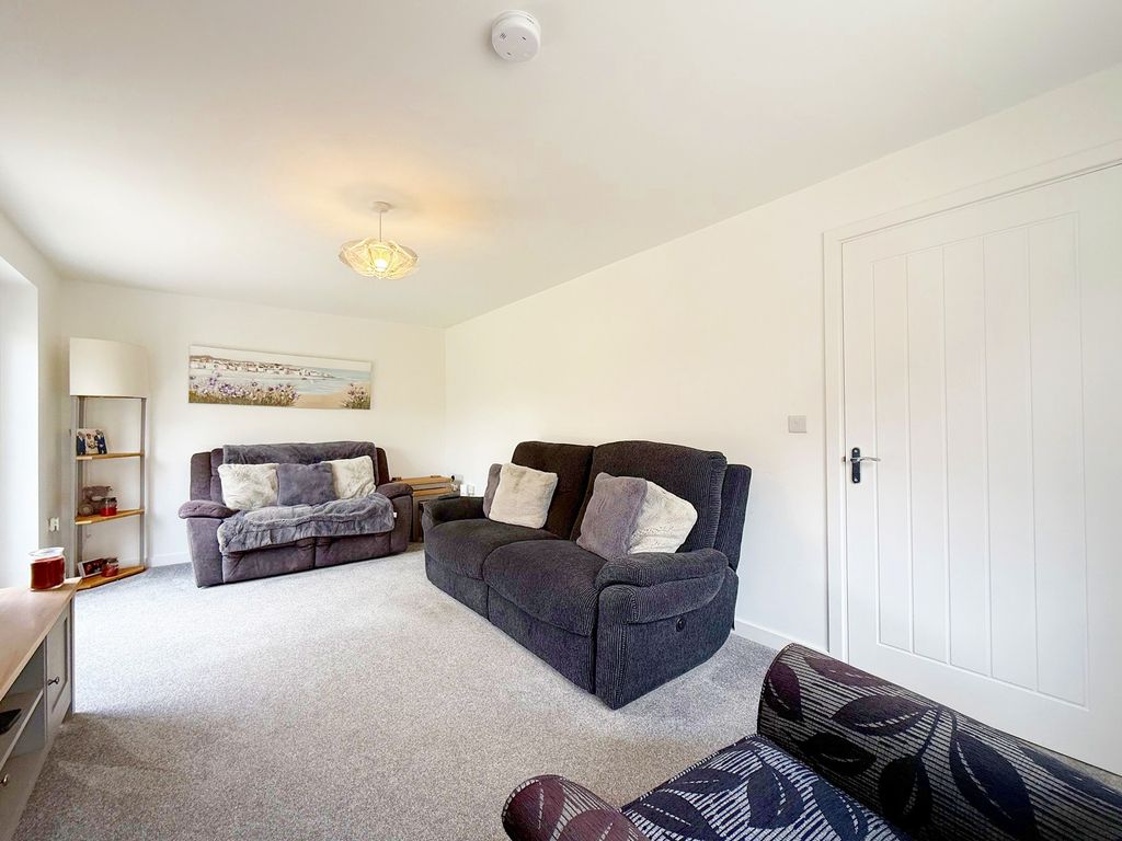 Additional image 8 of 3 bed detached house for saleGwern Gwynfael, Capel Llanilltern, Cardiff. CF5