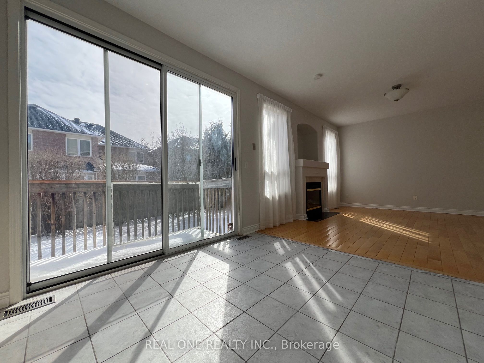 117 Majestic Drive, Markham, ON, L6C 2N5 photo 2