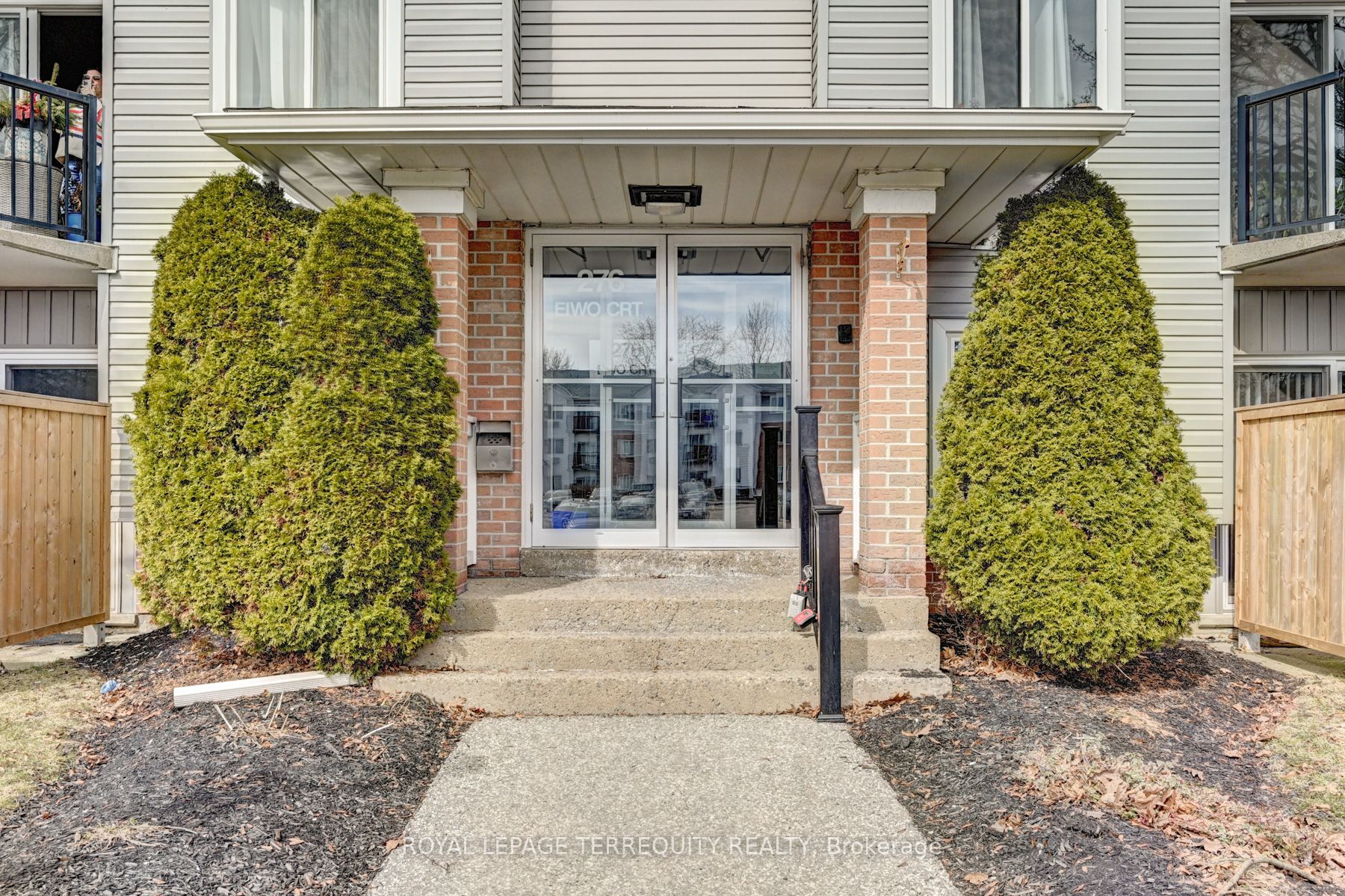 307-276 Eiwo Court, Waterloo, ON, N2K 3M6