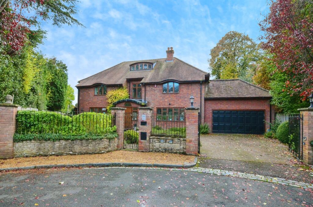 West Common Close, Harpenden