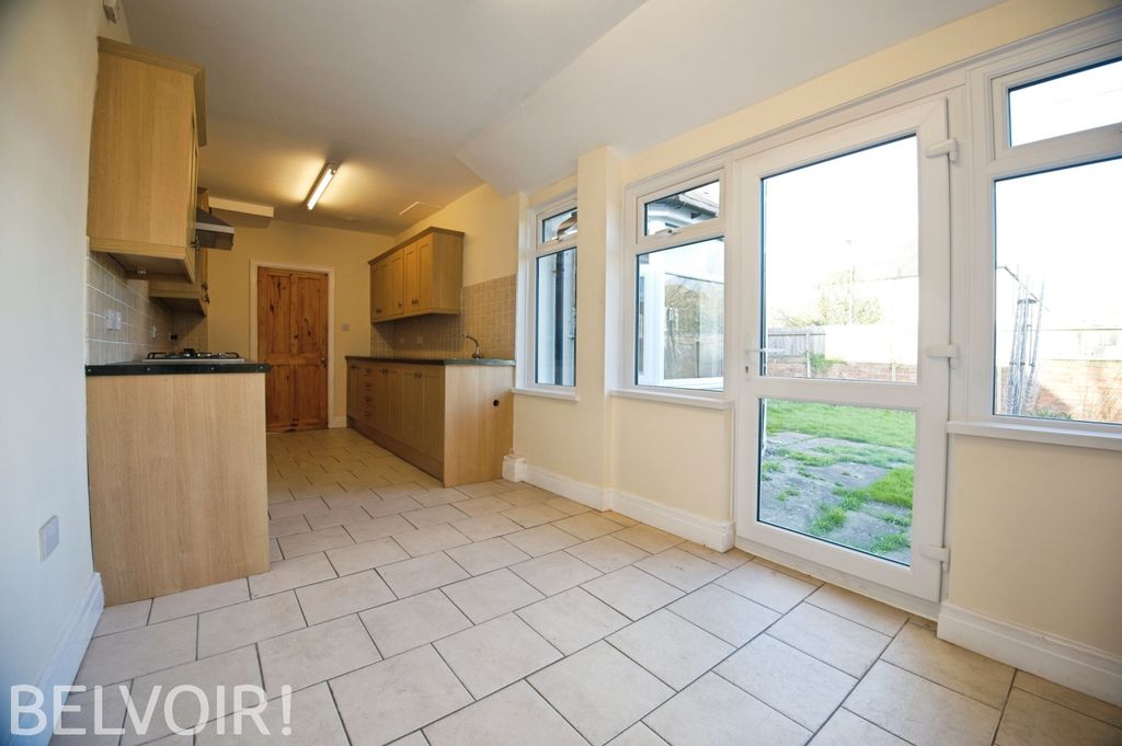 Additional image 12 of 3 bed semi-detached house for saleRhydhelig Avenue, Heath, Cardiff CF14