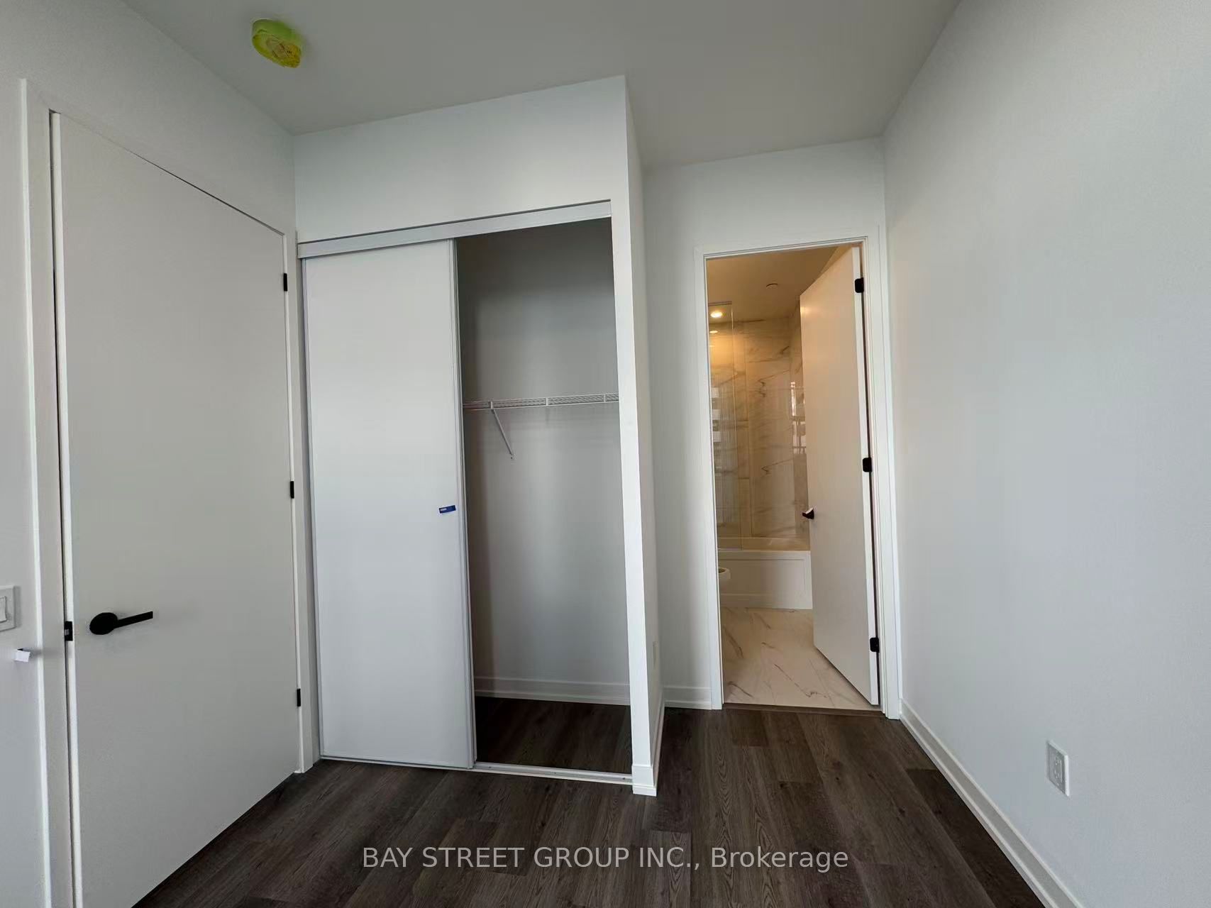 601-8 Interchang Way N/a, Vaughan, ON, L4K 0R2 photo 4