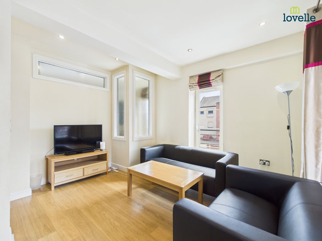 Additional image 6 of 4 bed flat for saleWesleyan Court, Lincoln LN2