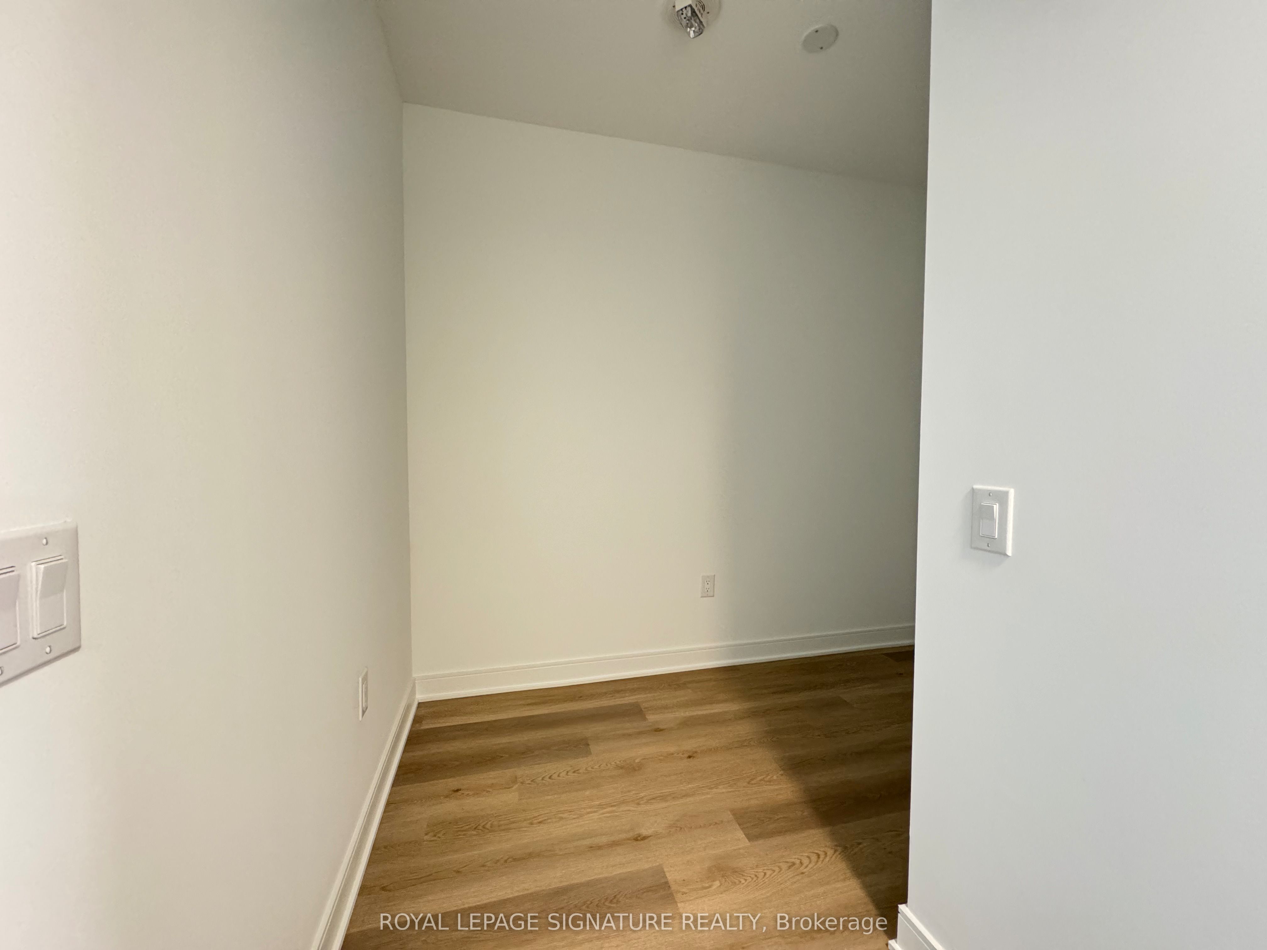 Additional image 2 of 623-86 Dundas Street E, Mississauga, ON, L5A 1W4
