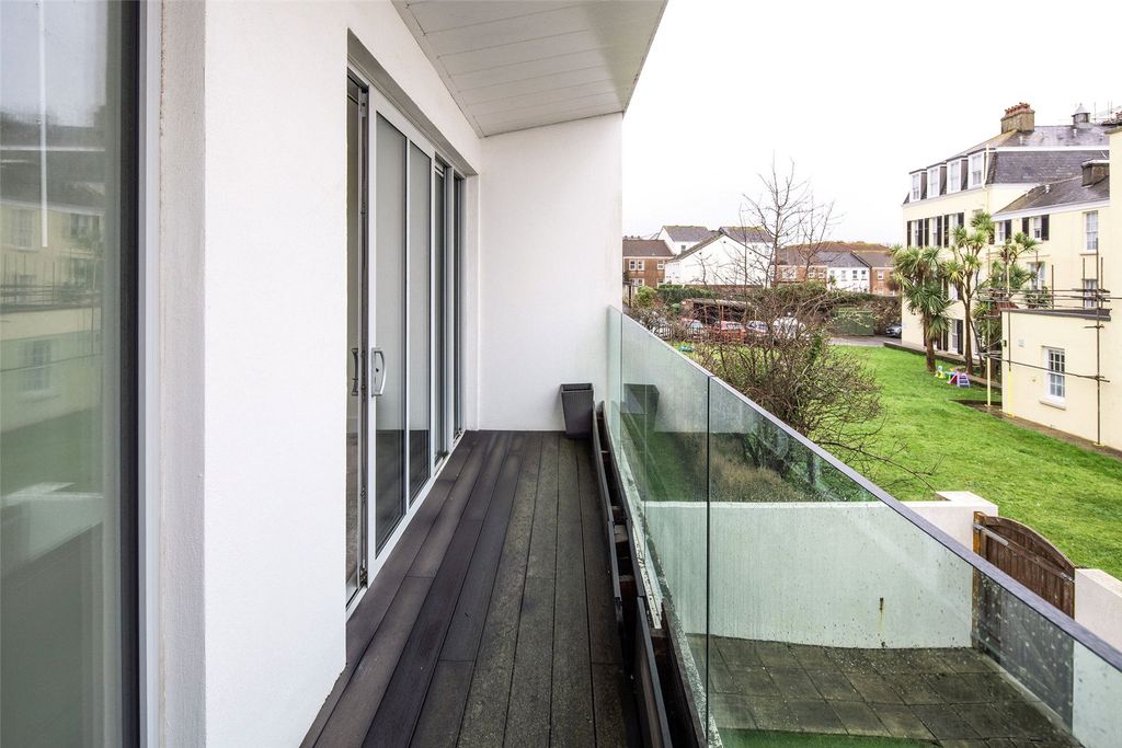 Additional image 10 of 2 bed detached house for saleSacre Coeur Cottages, Rouge Bouillon, St Helier, Jersey JE2