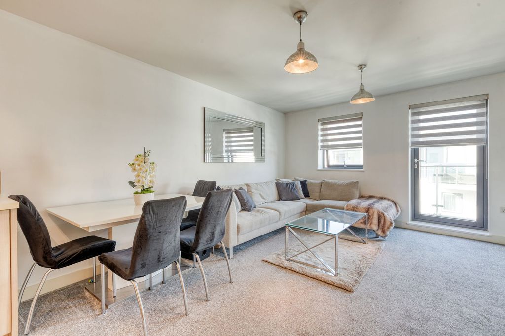 Additional image 3 of 1 bed flat for sale66 Saviours Place, St Helier JE2