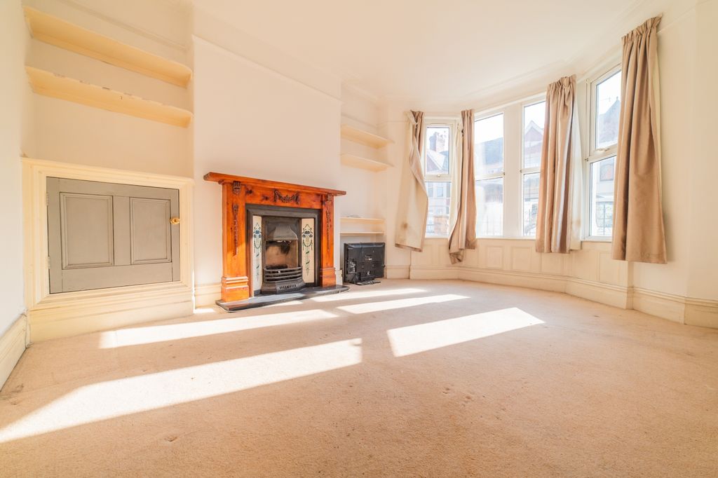 Additional image 3 of 4 bed terraced house for saleCanada Road, Heath CF14