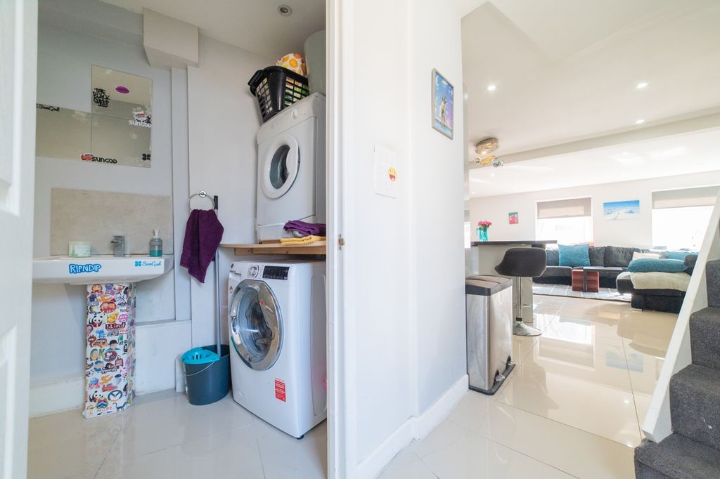 Additional image 13 of 3 bed end terrace house for salePearl Street, Splott CF24