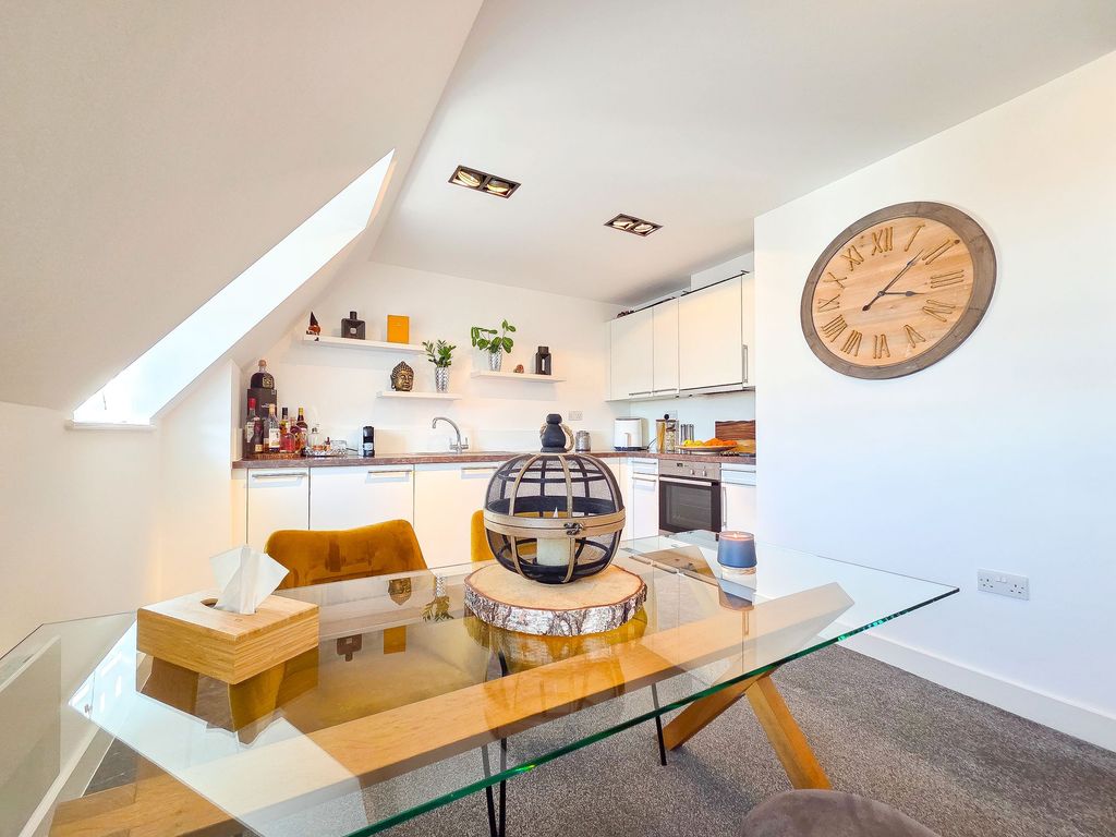 Additional image 7 of 2 bed flat for saleApt 5 St Saviour's Place, St Helier JE2