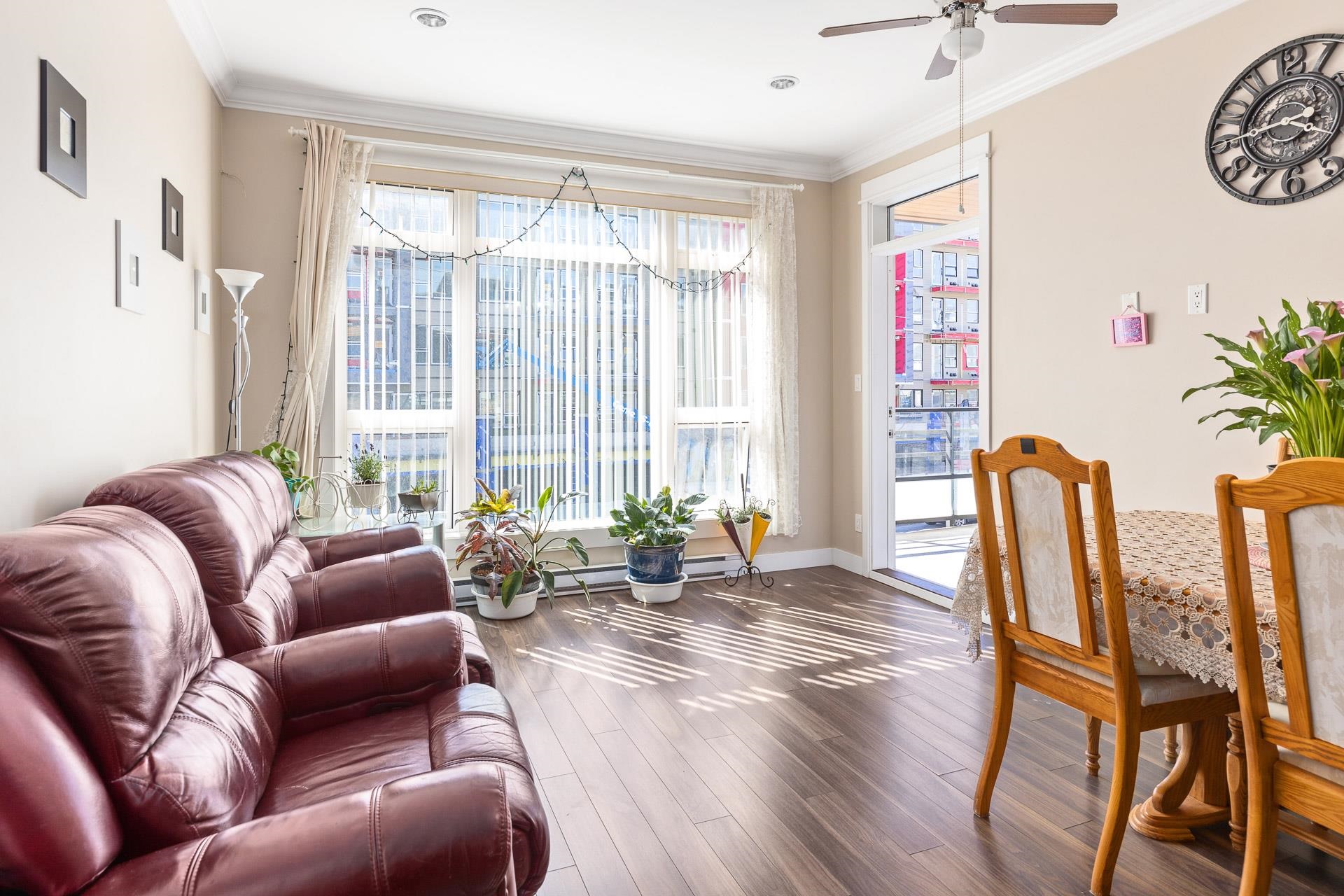 Additional image 2 of 219-6888 Royal Oak Avenue, Burnaby, BC, V5J 4J2