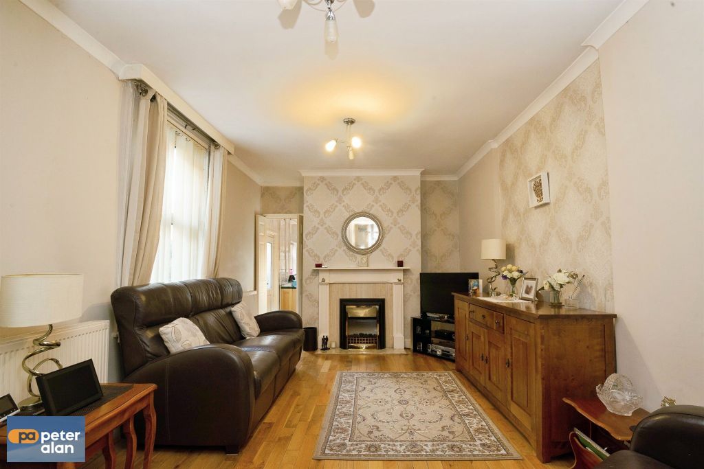 Additional image 2 of 4 bed terraced house for saleDe Burgh Street, Cardiff CF11
