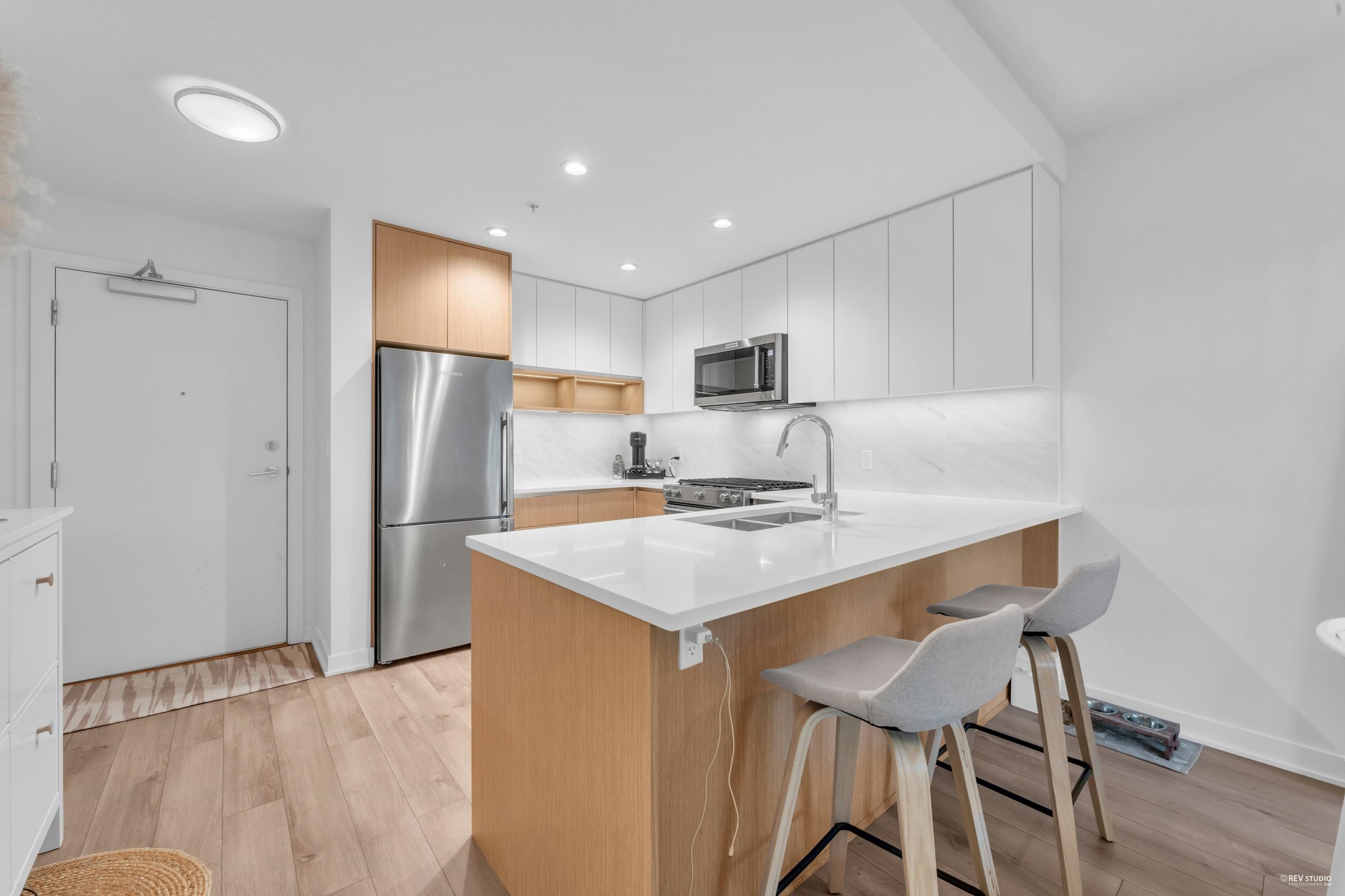 Additional image 5 of 103-8940 University Crescent, Burnaby, BC, V5A 0E7