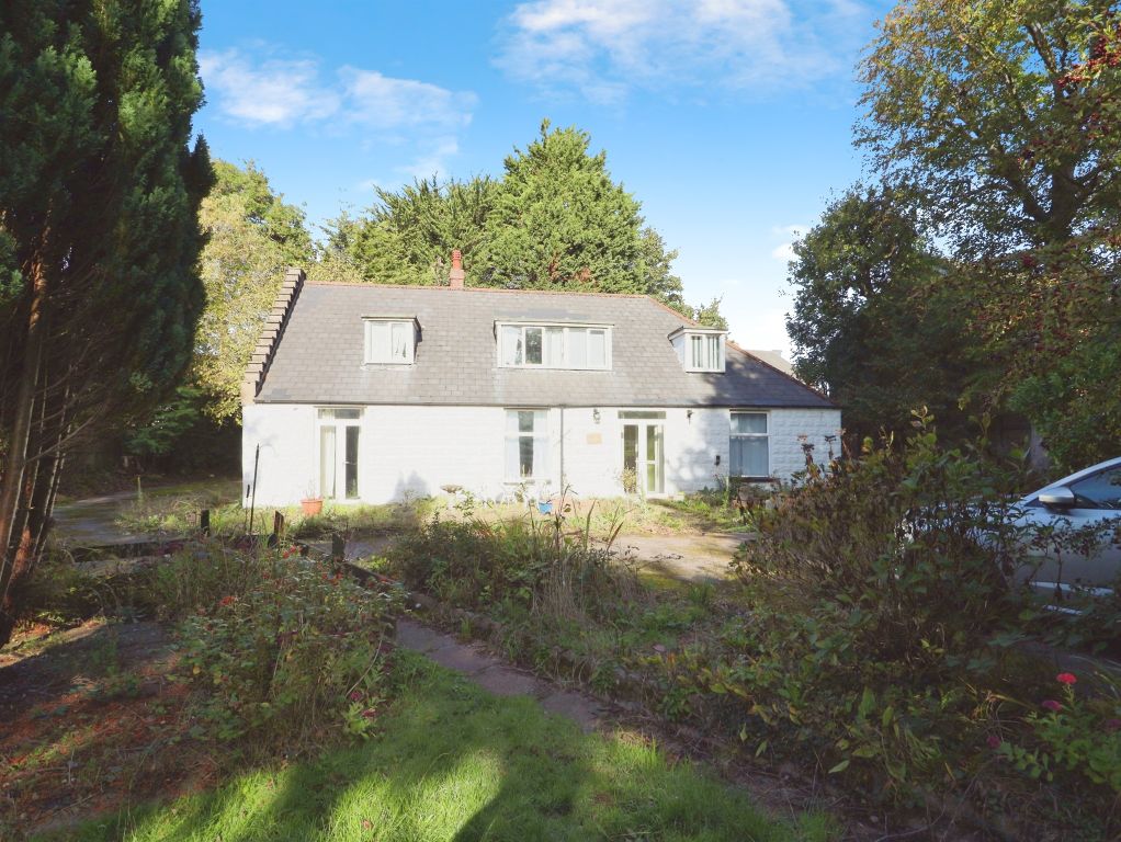 5 bed detached house for saleNewport Road, Rumney, Cardiff CF3