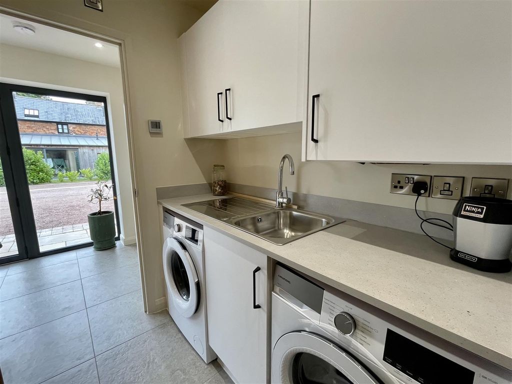 Additional image 19 of 3 bed detached bungalow for saleStarling Close, Rogiet, Caldicot NP26